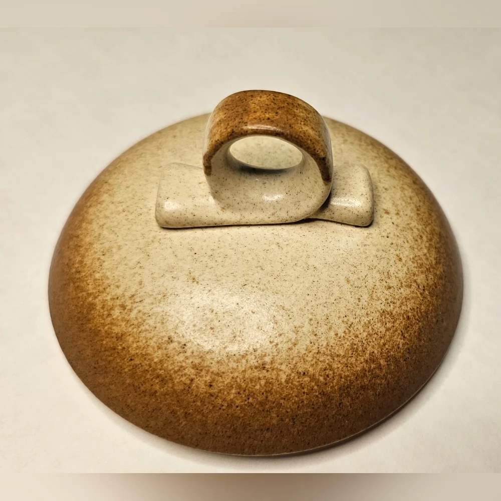 Sugar Bowl & Lid Vintage 1981 Whole Wheat by MIKASA: [E8000]